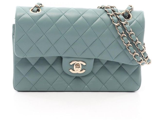 Timeless Bolsa Chanel Matelassé Double Flap Verde