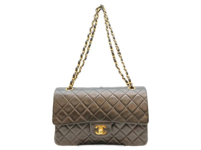 Borsa a tracolla Chanel in agnello Nero