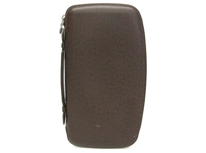 Louis Vuitton Taiga Travel Case Organizer Brown