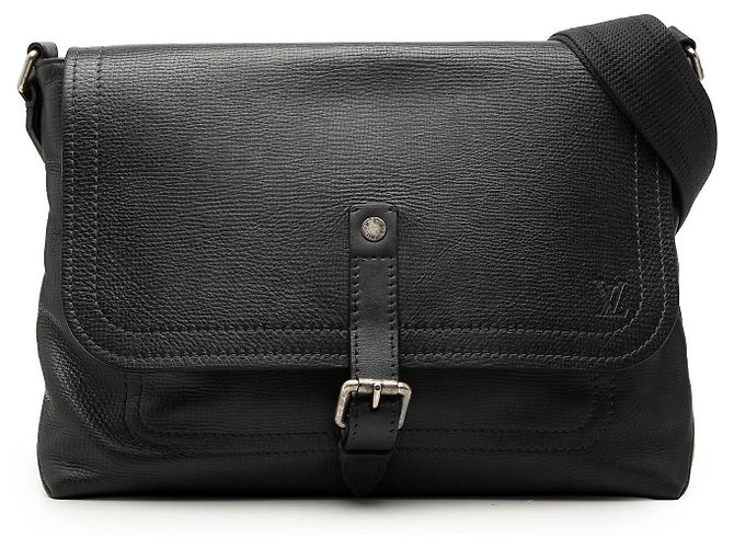 Louis Vuitton Black Utah Omaha Noir