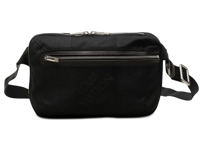 Louis Vuitton Nero Damier Geant Archer
