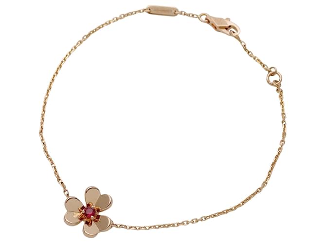 Van Cleef & Arpels Frivole Mini Charm Bracelet Golden 