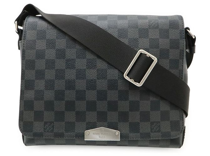 Bolso bandolera Louis Vuitton Damier Graphite District PM Negro