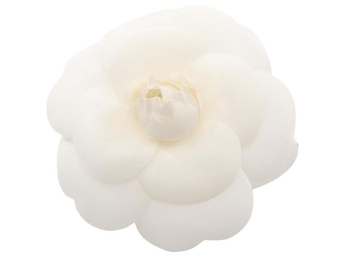 Chanel Camellia Brosche Weiß