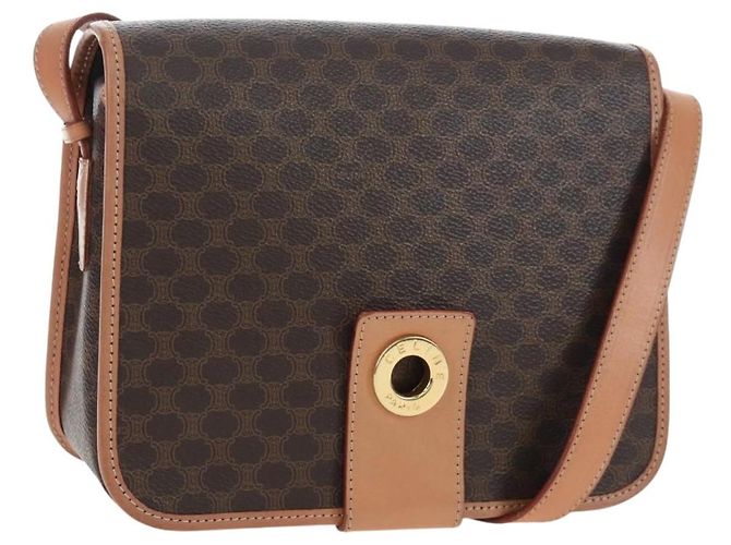Céline Bolsa de Ombro CELINE em Lona Macadam PVC Couro Marrom Ouro Auth 191817V Dourado