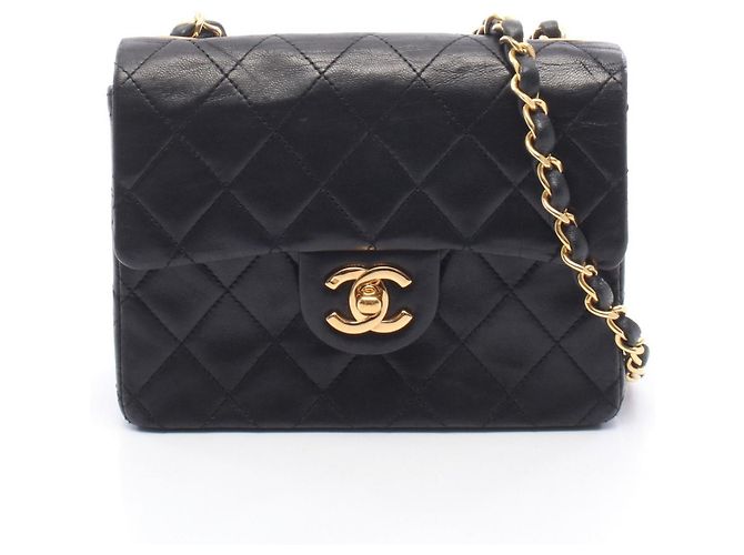 Bolsa de Alça Chanel Mini Matelassé Preto