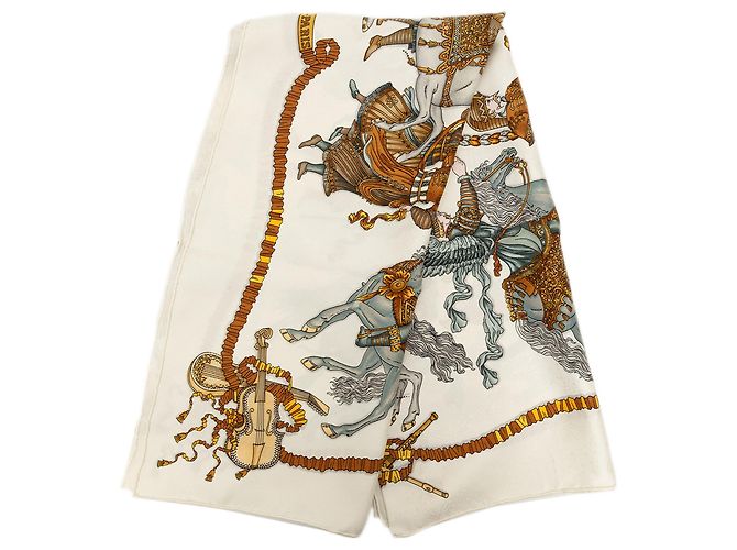 Écharpe en soie Hermès White Les Fetes du Roi Soleil 90 Blanc