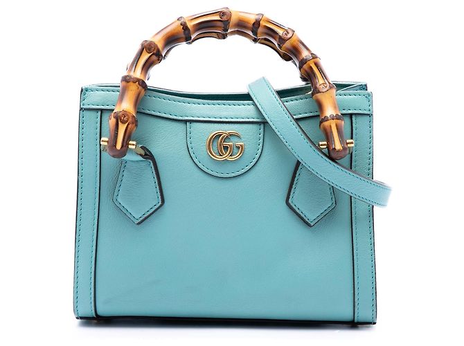 Bolsa Diana Mini em couro de bezerro azul com alça de bambu Gucci Azul claro