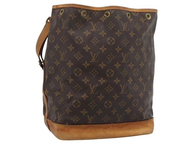 LOUIS VUITTON Bolsa de Ombro Monogram Noe M42224 LV Auth 192218 Monograma