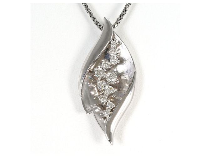 Autre Marque Colar de ouro branco 18K e diamantes Dourado