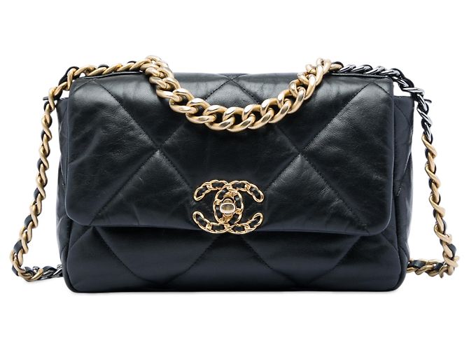 Chanel Black Medium Lambskin 19 Flap Noir