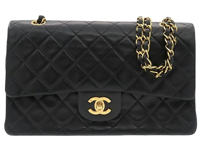 Chanel Black Medium Classic Lambskin Double Flap Nero