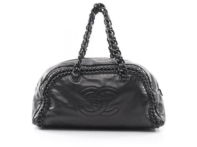 Bolsa de Ombro com Corrente Chanel Luxury Line Preto