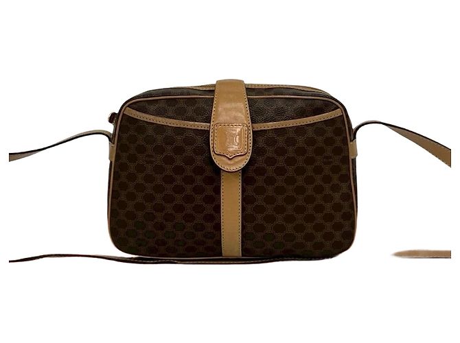Céline Bolsa de ombro Celine Macadam Triomphe em PVC e couro Marrom