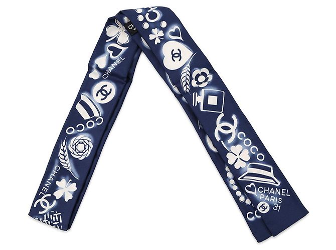 Sciarpa in seta blu navy e bianco Chanel 