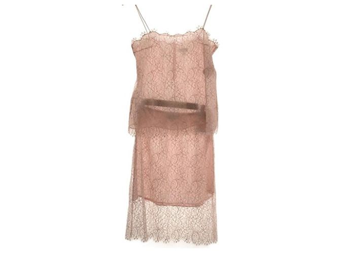 Abito in pizzo rosa Chanel