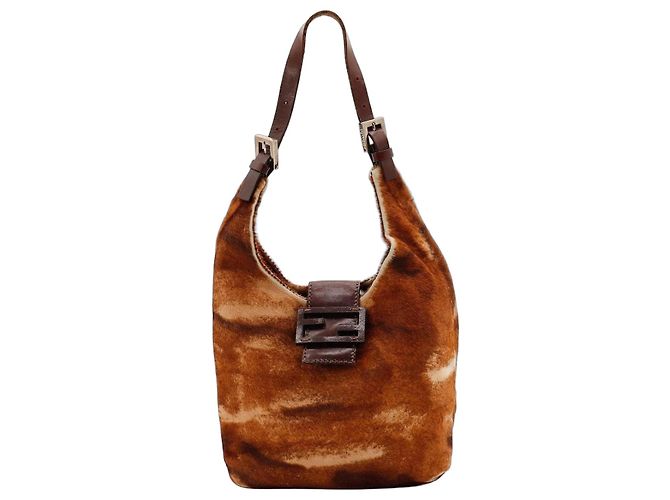 Fendi Borsa Baguette in pelliccia marrone