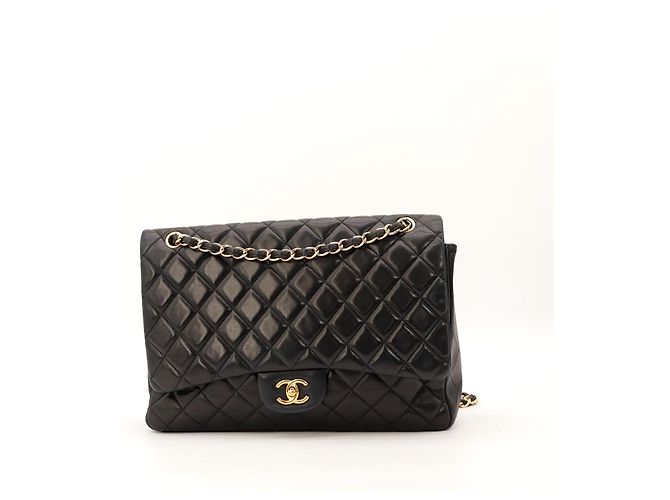 Chanel Classic Flap Medium em pele de cordeiro preta Preto