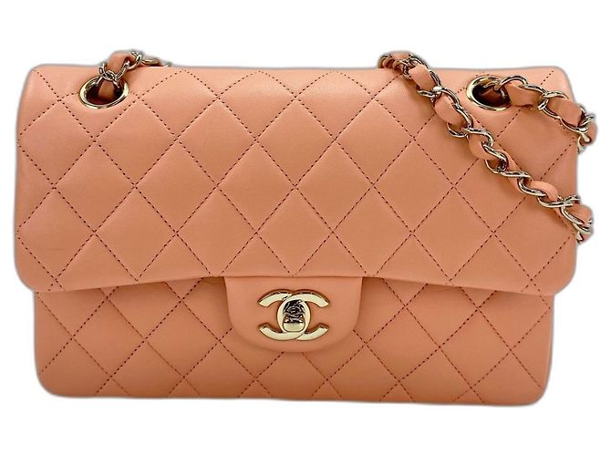 Bolsa de Ombro Chanel Matelassé 23 Rosa