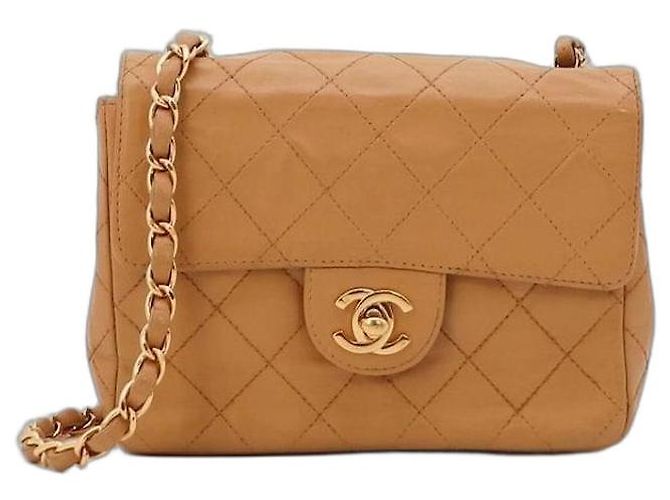 Chanel Classic Flap Small Borsa in Pelle Beige
