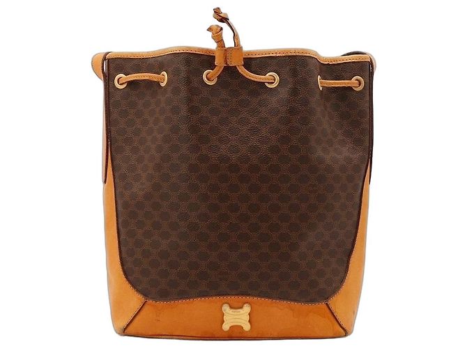 Céline Borsa a Secchiello Macadam Marrone