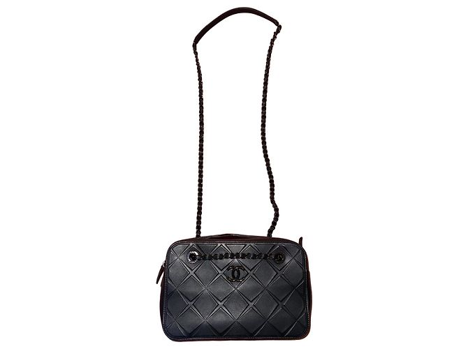Borsa a tracolla Chanel in pelle nera trapuntata Nero