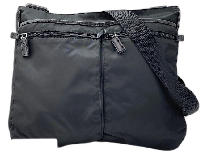 Bolsa de ombro em nylon preto Prada