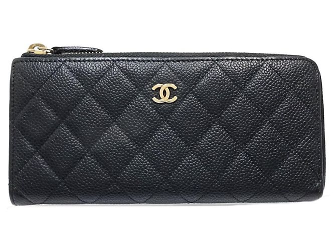 Cartera larga negra matelassé Chanel Negro