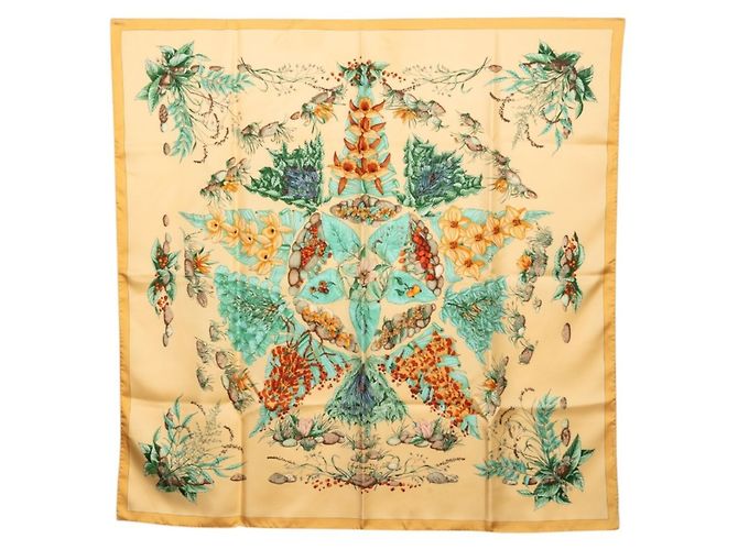 Hermès Sciarpa/Foulard Hermes Carre 90 Pythagore Multicolore Beige
