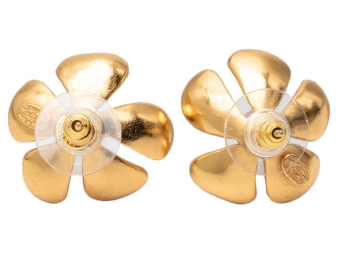 Boucles d'oreilles puces motif fleur Coco Mark Chanel Doré