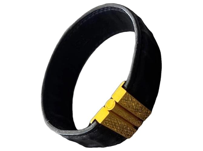 Hermès Black Leather Bracelet with Gold Buckle Golden 