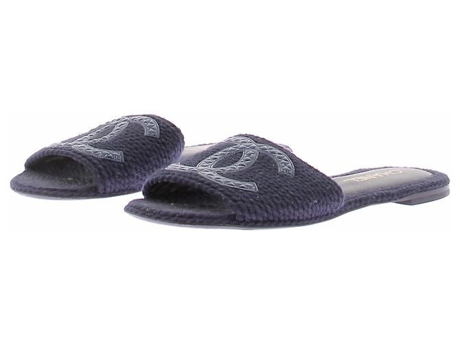 Sandali Chanel in tweed blu taglia 39