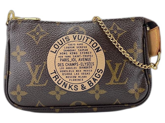 Bolsa Louis Vuitton Mini Pochette Accessoires Marrom