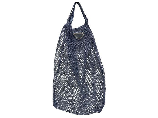 Bolsa de malha com placa triangular azul claro Prada