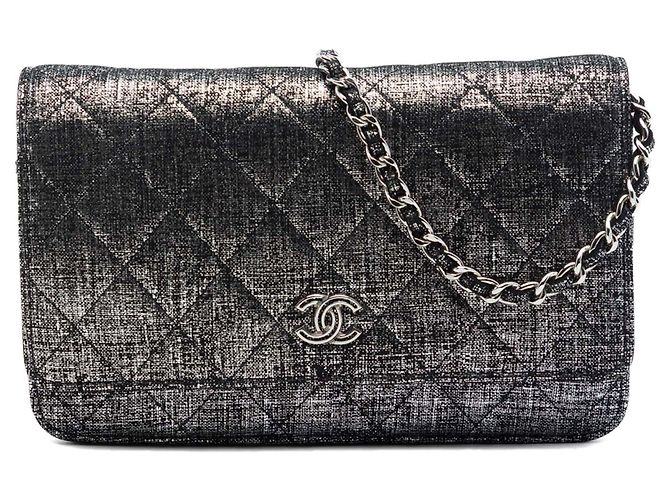 Chanel Gray CC gesteppte Metallic-Stoff Wallet On Chain Braun Anthrazitgrau