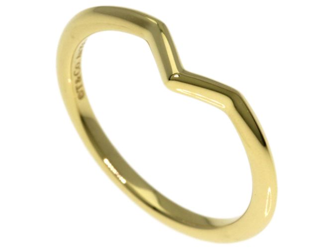 Anel V-Band Tiffany & Co. em ouro amarelo 18K