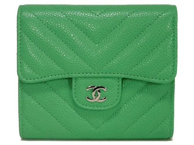 Cartera tríptico Chanel Classic Small Flap Verde claro