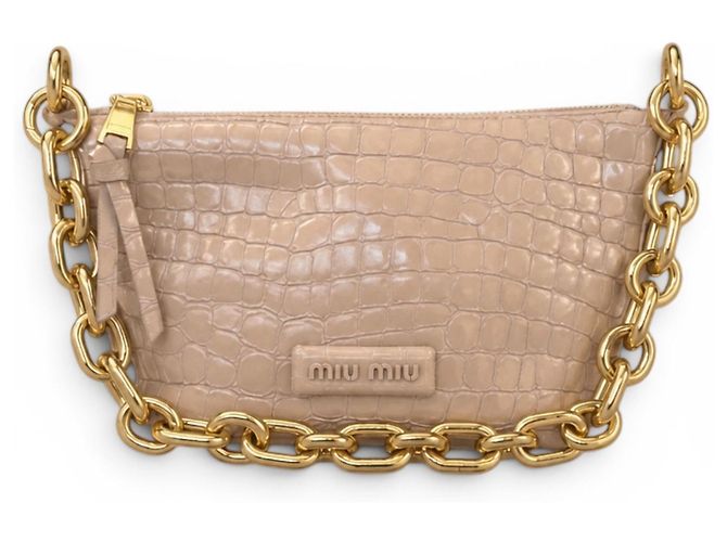 Bolsa Miu Miu em pele de vitelo com estampa de crocodilo e corrente dourada