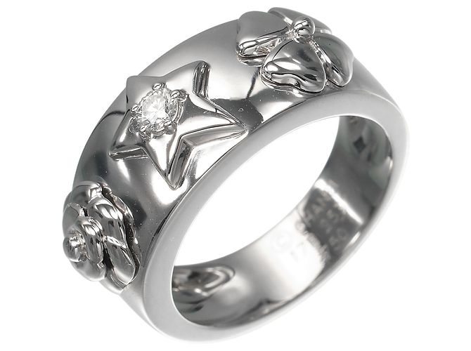Anillo de banda Three Symbols en oro blanco de 18K Chanel