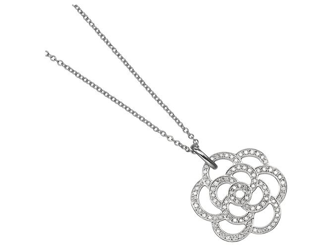 Collar Chanel Camellia