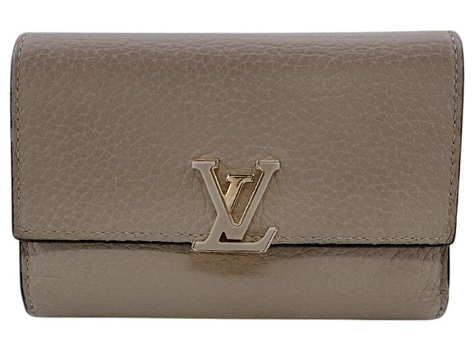 Louis Vuitton Beige Portefeuille Capucines Compact Dreifach-Geldbörse