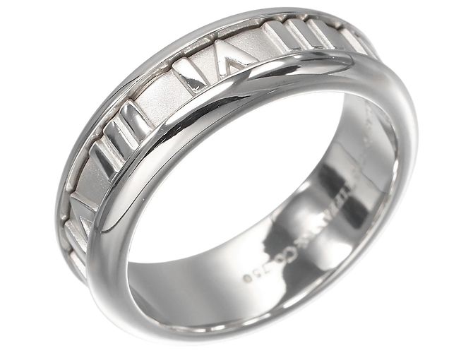 Anillo Atlas de Tiffany & Co. en oro blanco de 18K