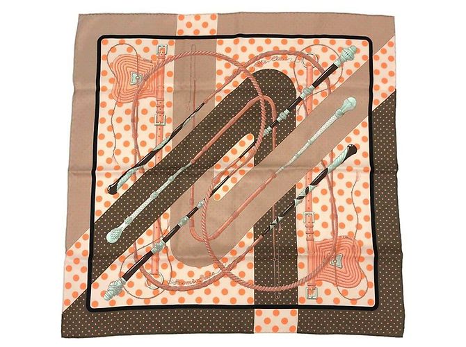 Hermès Lenço Hermes Carre 70 em Bege, Marrom e Laranja