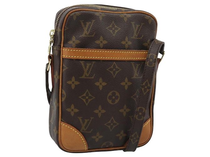 LOUIS VUITTON Monogram Danube Schultertasche M45266 LV Auth 193562A Monogramm