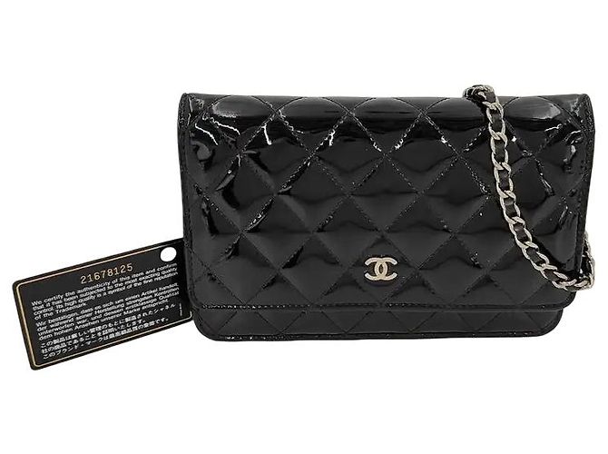 Chanel Wallet on Chain gestepptes Lackleder medium Schwarz