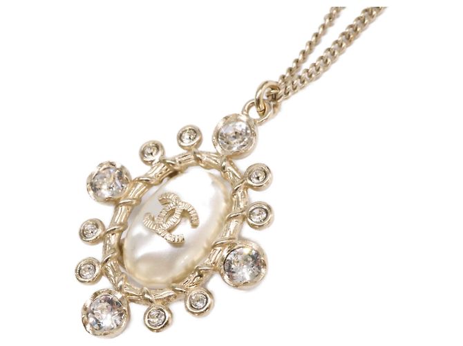 Collana con pendente di perle placcata oro Chanel