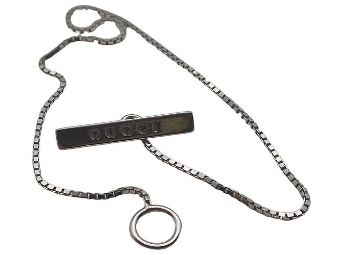Pulseira Gucci em ouro branco com barra de logo Prata