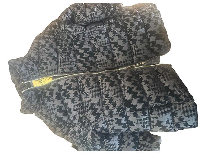 Autre Marque MARKUP Gesteppte Jacke mit Hahnentrittmuster Schwarz Grau