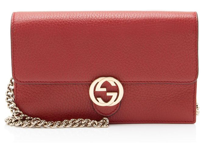 Cartera con cadena entrelazada G en piel de becerro granulada Gucci Roja