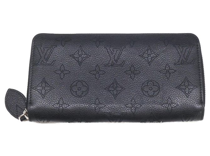 Zippy Louis Vuitton Mahina Long Wallet Black